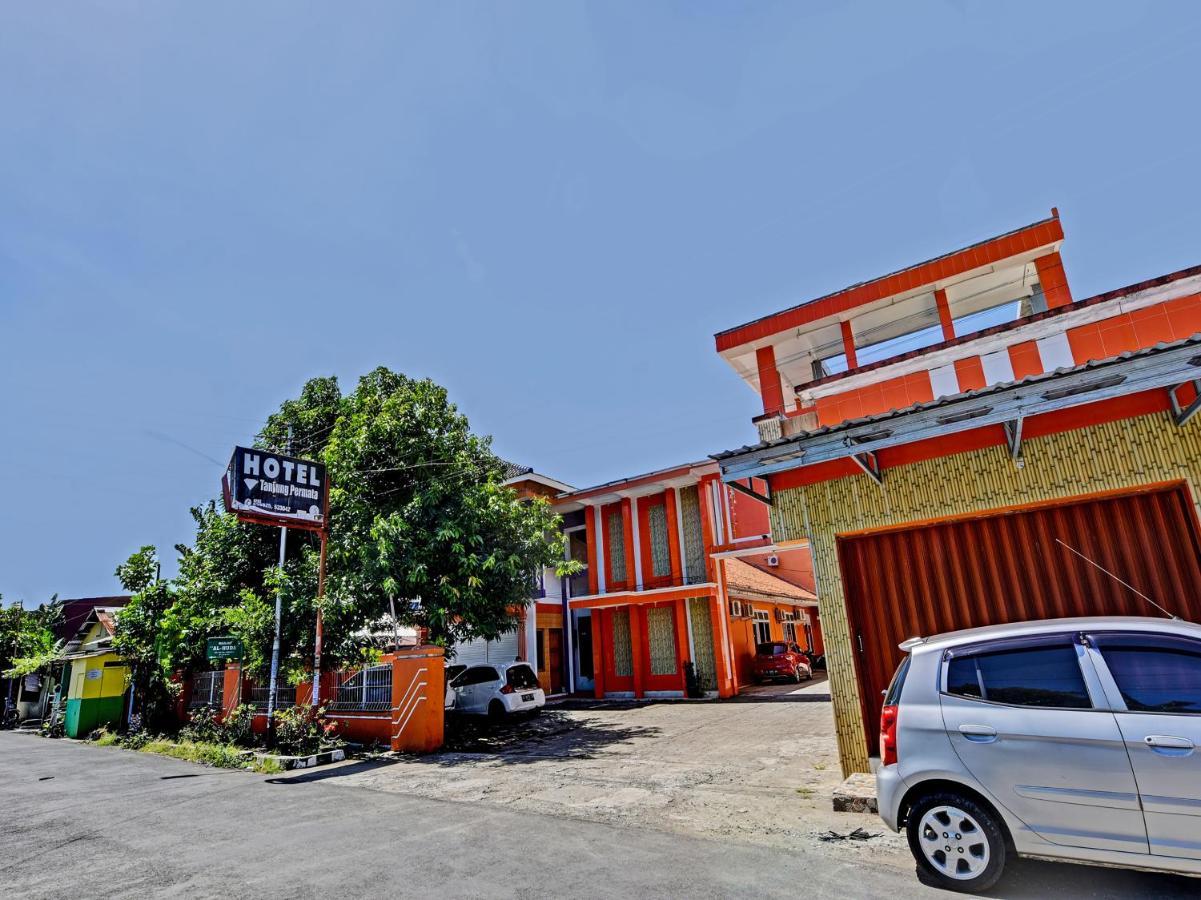 Collection O 91489 Hotel Tanjung Permata Cilacap Exterior photo